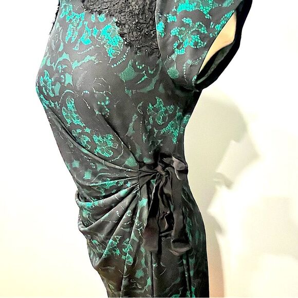A Pea in the Pod Maternity Black & Green Lace Print Side Tie Jersey Dress Small - Picture 2 of 7